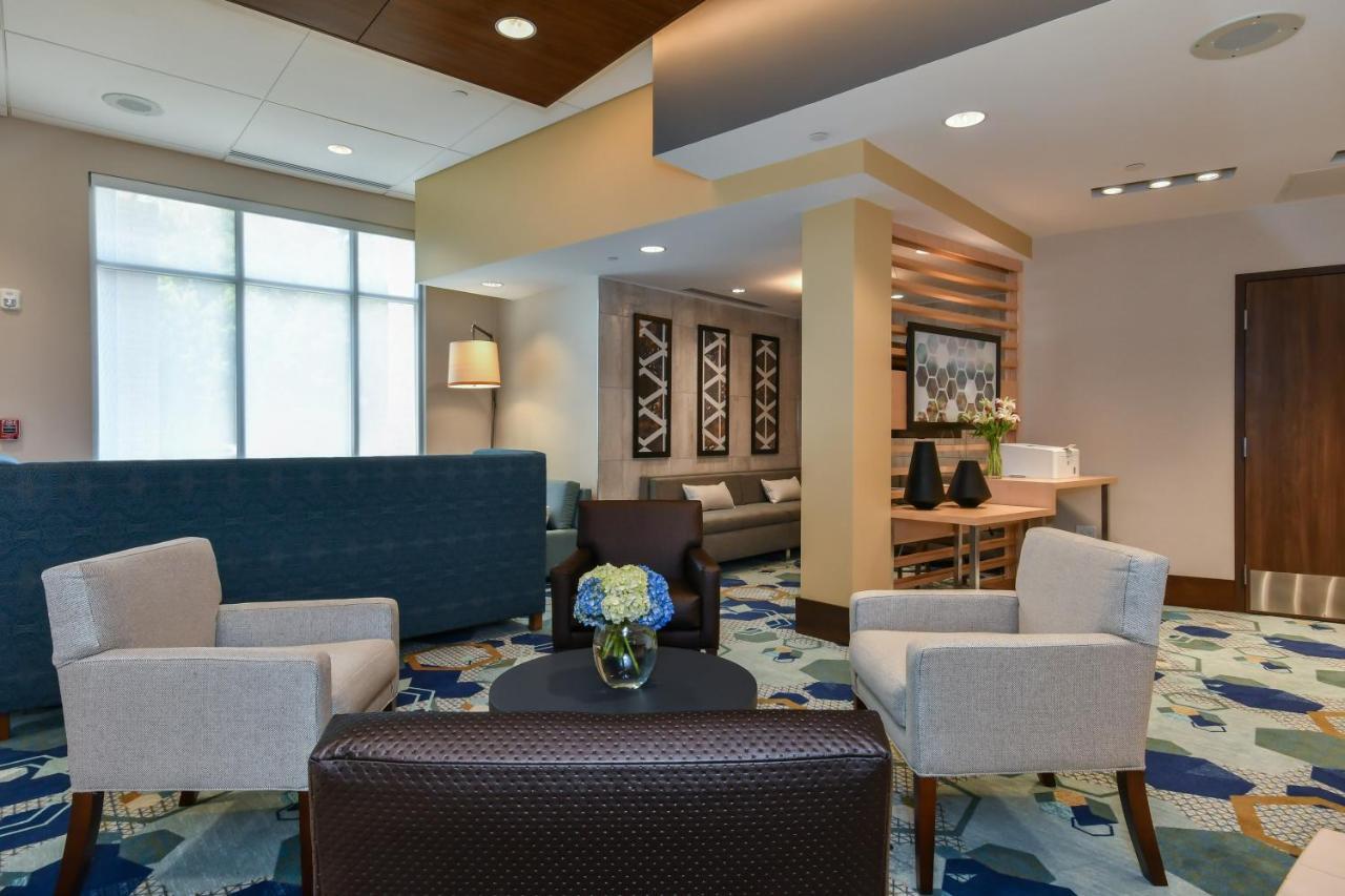 Holiday Inn Express & Suites Charlotte - Ballantyne By Ihg Eksteriør billede
